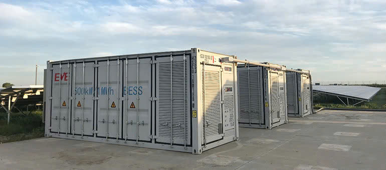 Hợp tác quốc tế thúc đẩy phát triển pin lưu trữ tại Việt Nam